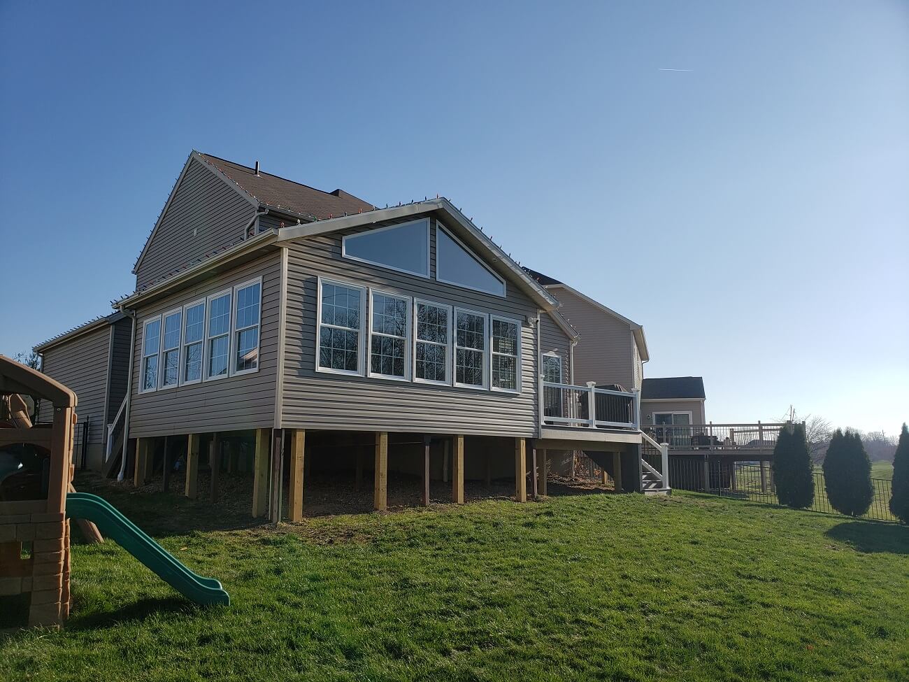 Wadsworth OH Deck and Four Season Room Combination Space